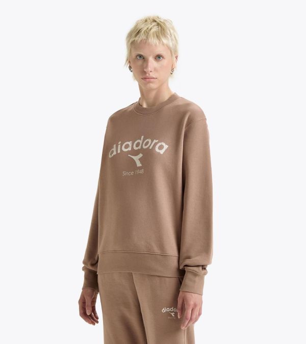 Diadora Sweatshirt Crew ATHL. Logo Light Brown Hazelnut  (502.180634-30048) - Schoenen Caramel (Sint-Job-in-’t-Goor)