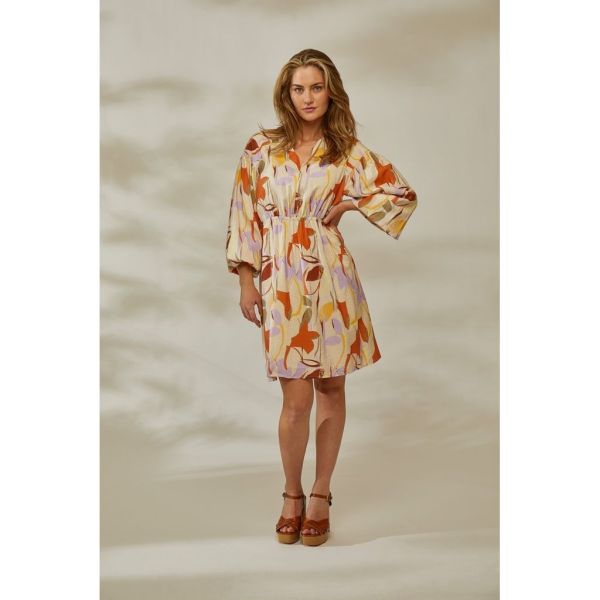 Peppercorn Tracy 3/4 Sleeve Short Dress Sandshell Print  (PC7665-0265P) - Schoenen Caramel (Sint-Job-in-’t-Goor)