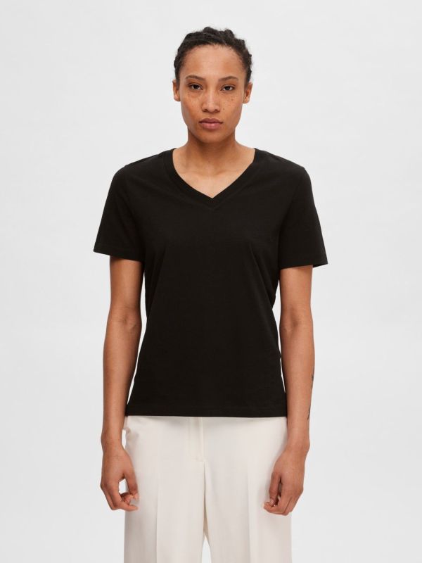 Selected Femme Essential SS V-Neck Tee Black  (16087922-BLACK) - Schoenen Caramel (Sint-Job-in-’t-Goor)