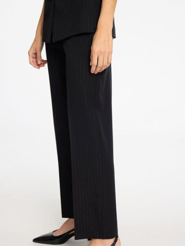 Selected Femme Feli-Rita MW Wide Pant Black Silver Stripes  (16095751 black) - Schoenen Caramel (Sint-Job-in-’t-Goor)