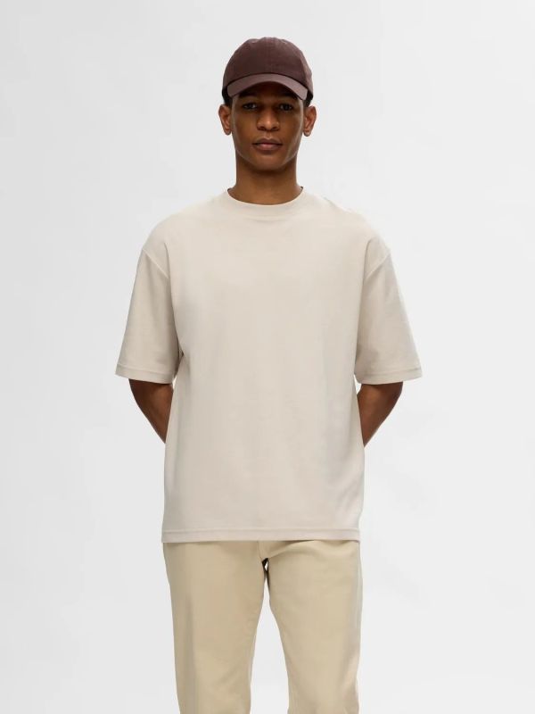 Selected Homme Loose Oscar SS O-Neck Tee Oatmeal  (16094143 oatmeal) - Schoenen Caramel (Sint-Job-in-’t-Goor)